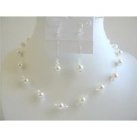 Soothing Pure White Pearls Clear Crystals Jewelry Set Genuine Swarovski Pearls & Crystals Necklace Set  