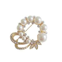 Elegant Formal Pearls Golden Brooch Dress Pearls Cz Brooch
