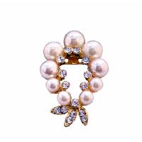 Garland Cubic Zircon Brooch w/ Ivory Pearls Gold Brooch