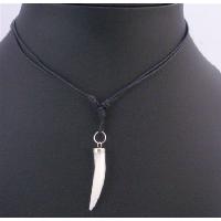 Kissing Pendant Necklace Romantic Jewelry Black Metallic Self Designed Necklace  